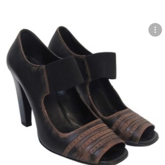 PRADA Mary Jane Shoes size 5.5. - Picture 1 of 8